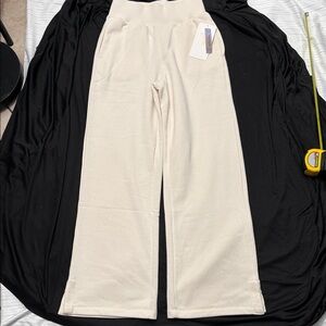 Gottex Women's Cream Wide Leg Pants